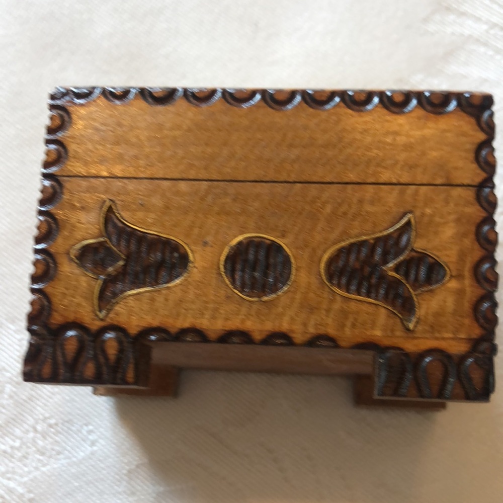 Carved Jewelry Boxes - Picture 5 of 6